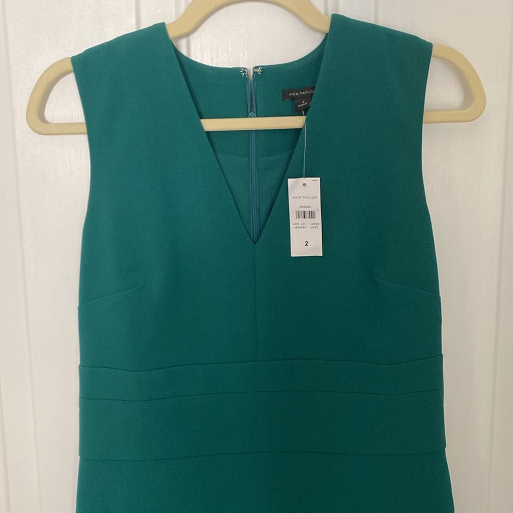 NWT Ann Taylor dress, Size 2 - Picture 3 of 7